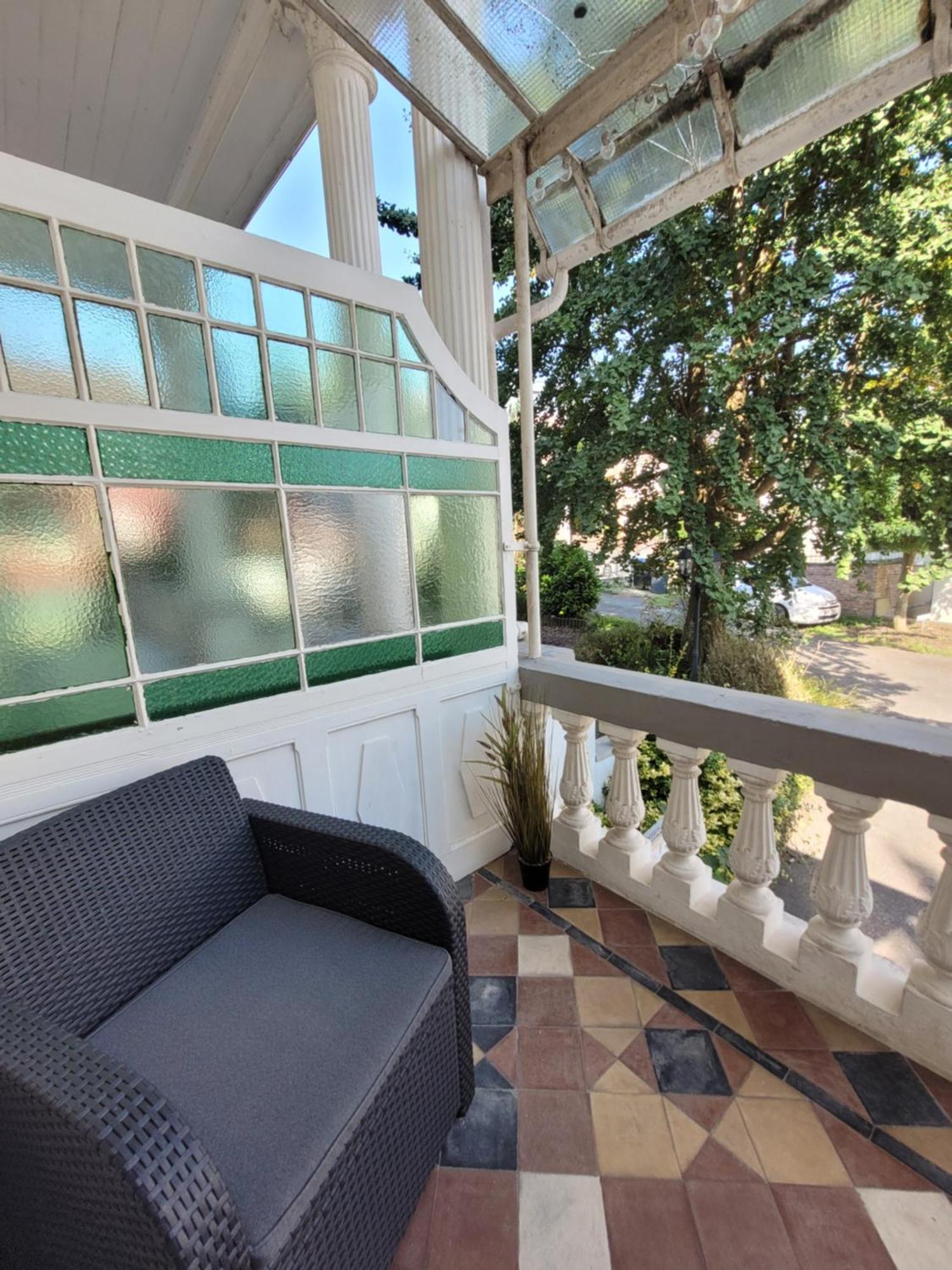 Stay Studio 1 Zentral Balkon Parkplatz Bad Pyrmont Exterior photo